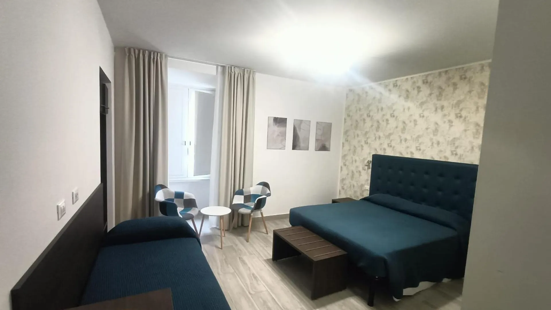 מלון Nives House Roma בית הארחה רומא