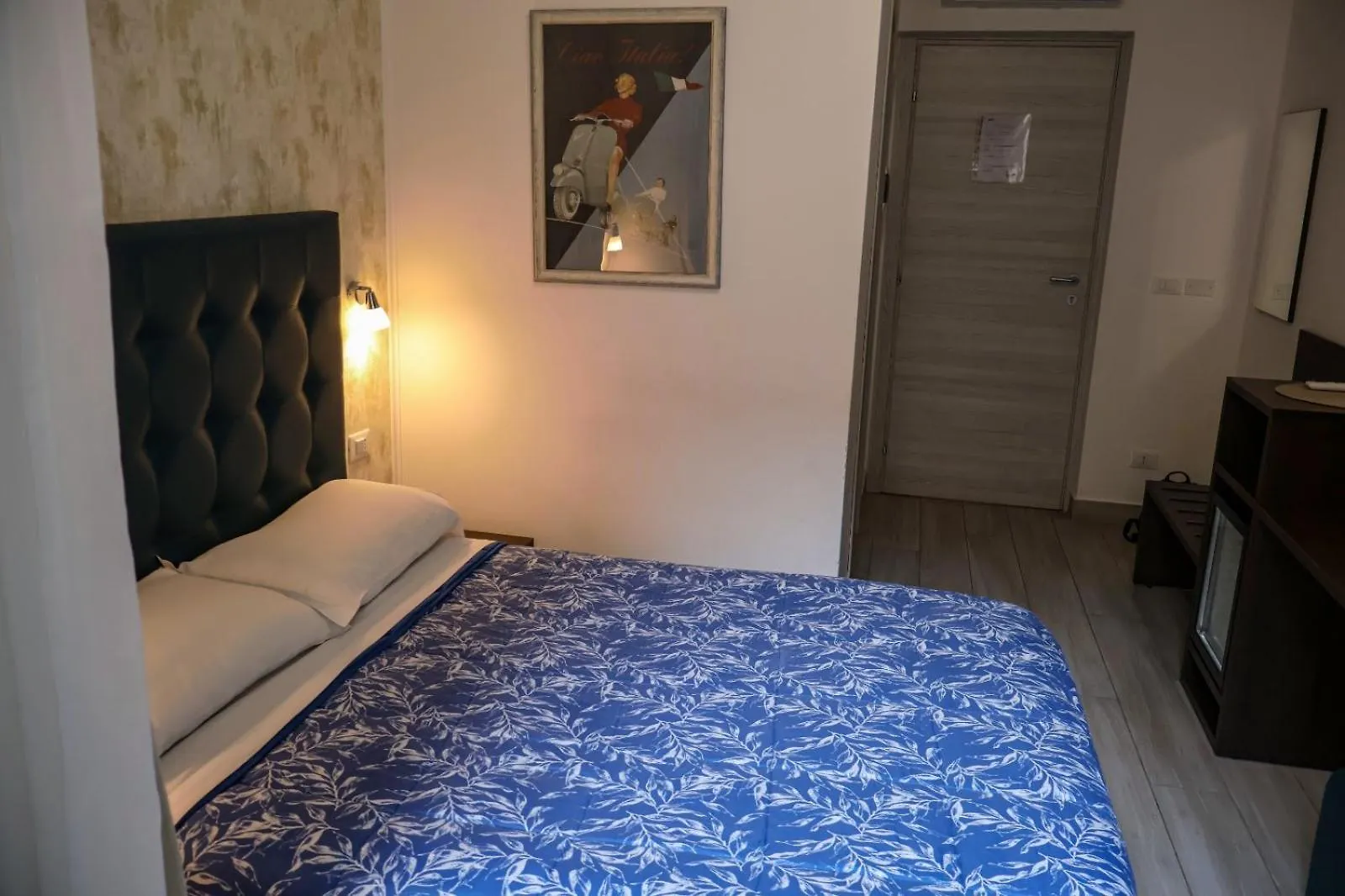 בית הארחה מלון Nives House Roma